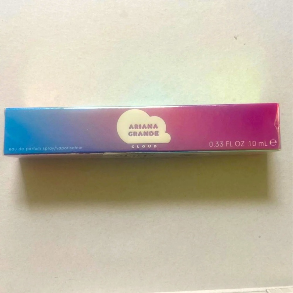 Ariana grande cloud travel size